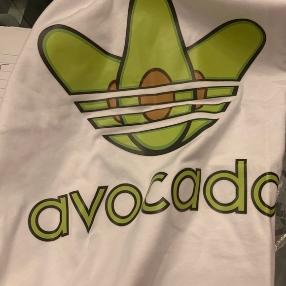 Avocado 🥑 Tee - Picture 2 of 4